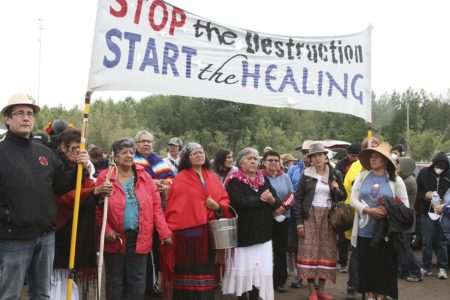 Tar Sands Healing Walk, 6 July 2013, photograph Laura Whitney, Creative Commons Attribution 2.0 Generic license