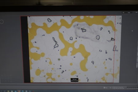 Experiment V, microfluidic chip, injecting honey